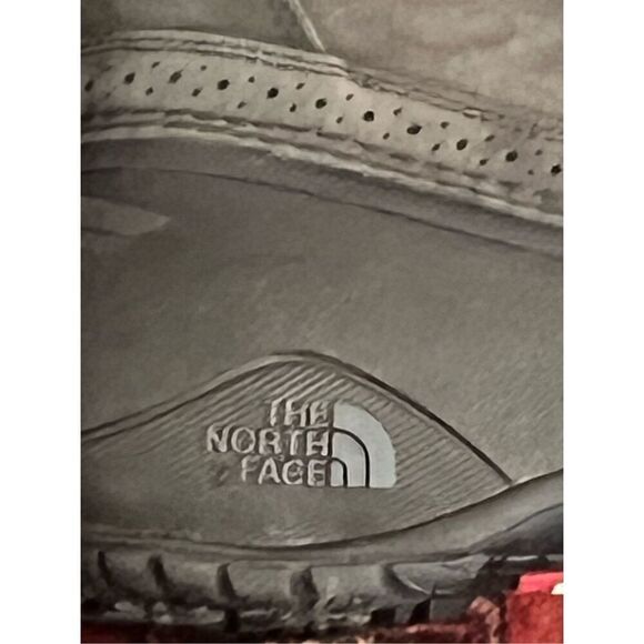 The North Face Shellista II Mid Winter Boots NWOT - Picture 8 of 9